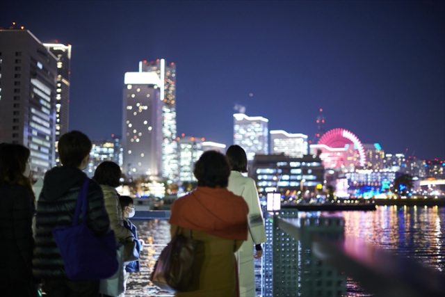 横浜の夜を楽しむ新たな都市体験。光のアート&パフォーマンス―ヨルノヨ アートプログラム開催レポート