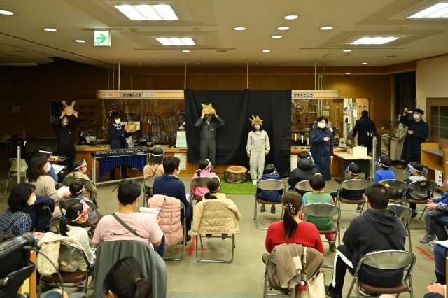テアトル図書館へようこそ!(株式会社横浜メディアアド)